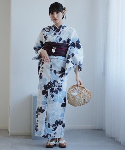 utatane（ウタタネ）の「浴衣2点セット 白地に涼しげ花重ね（浴衣・レディース・ホワイト・FREE）」の6枚目の写真
