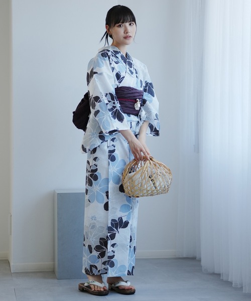 utatane（ウタタネ）の「浴衣2点セット 白地に涼しげ花重ね（浴衣・レディース・ホワイト・FREE）」の7枚目の写真