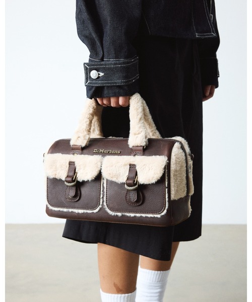 Dr. Martens(ドクターマーチン)の「Dr. Martens/ドクターマーチン トップ ハンドル バッグ 41738200(ハンドバッグ・レディース・ブラウン・FREE)」の13枚目の写真