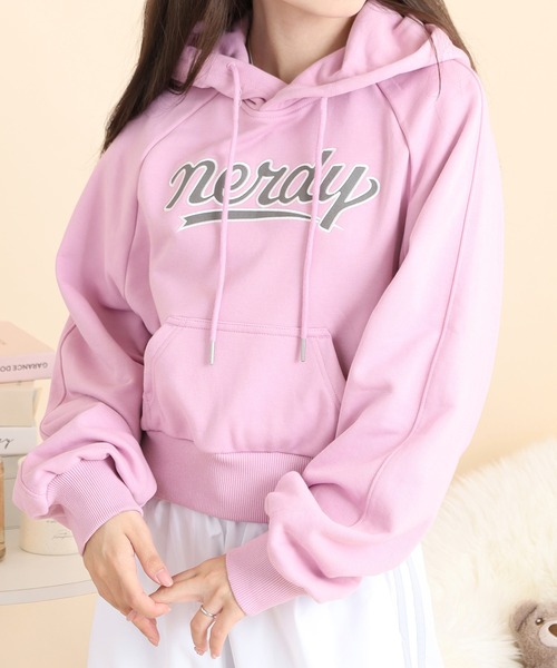 NERDY(ノルディ)の「カーシブロゴフーディー(パーカー・レディース・ホワイト/ピンク/ブルー/グレー・M/SS/S)」の4枚目の写真