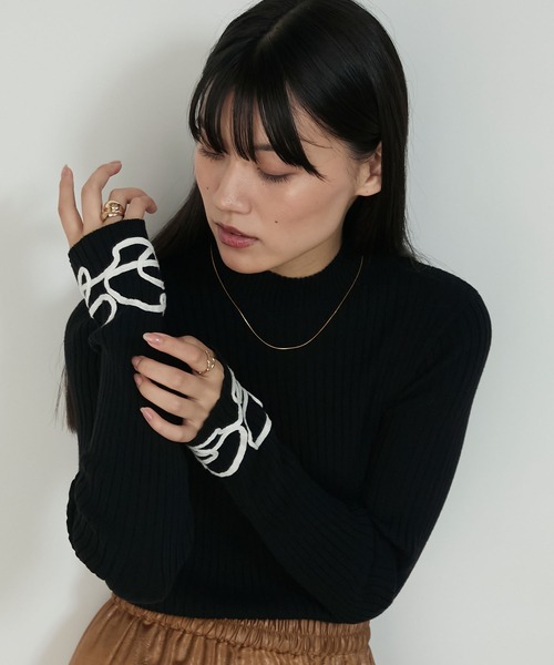 forksy.（フォルクシー）の「【forksy.】コード刺繍ハイネックリブニットプルオーバー（ニット/セーター・レディース・ブルー/チャコール/ブラウン/アイボリー/ブラック・FREE）」の20枚目の写真