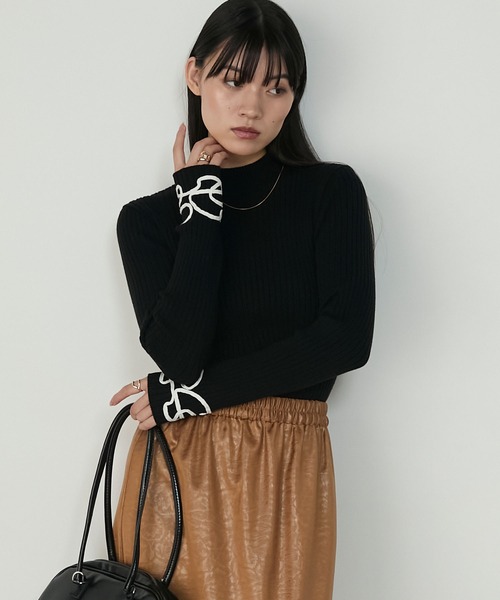 forksy.（フォルクシー）の「【forksy.】コード刺繍ハイネックリブニットプルオーバー（ニット/セーター・レディース・ブルー/チャコール/ブラウン/アイボリー/ブラック・FREE）」の21枚目の写真