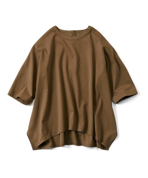 Live in comfort（リブインコンフォート）の「リブ　イン　コンフォート　コットン１００％がうれしい　汗じみ軽減のふんわりカットソートップス（Tシャツ/カットソー・レディース・ライトブルー/グレー/モカ・L/S/M/3L/LL）」の3枚目の写真