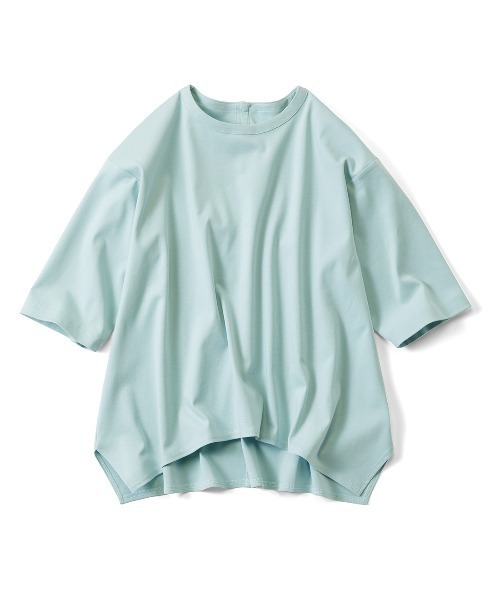 Live in comfort（リブインコンフォート）の「リブ　イン　コンフォート　コットン１００％がうれしい　汗じみ軽減のふんわりカットソートップス（Tシャツ/カットソー・レディース・ライトブルー/グレー/モカ・L/S/M/3L/LL）」の4枚目の写真