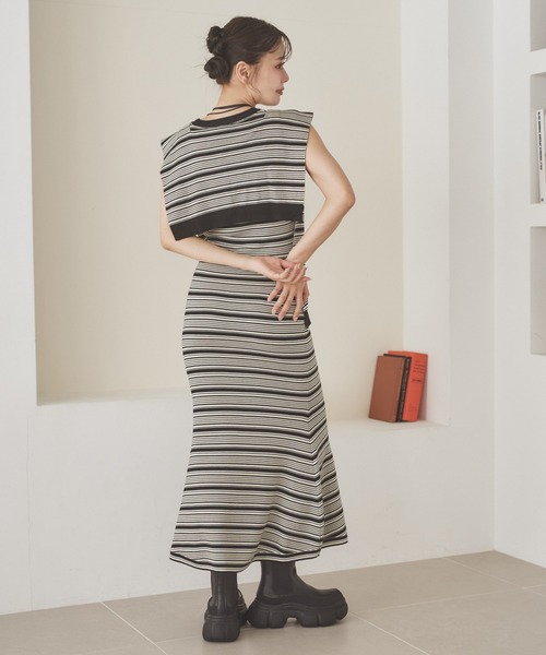 LAULEN(ローレン)の「shawl random border one piece /ショールランダムボーダーワンピース(ワンピース・レディース・ブラック/チャコールグレー・FREE)」の12枚目の写真