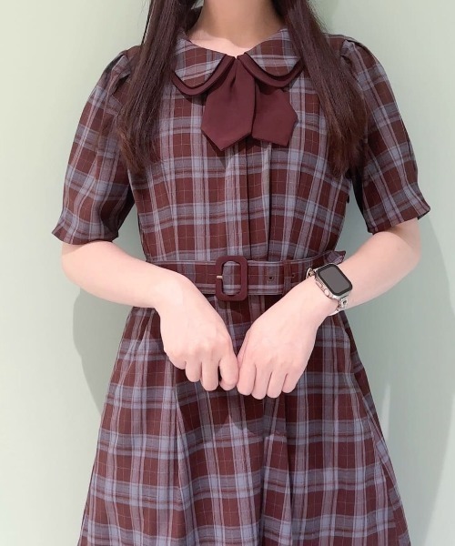 F i.n.t(フィント)の「タイ付きダブルカラーチェックワンピース/fint フィント(ワンピース・レディース・ブラック/ボルドー・FREE)」の18枚目の写真
