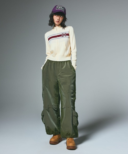 X-girl(エックスガール)の「LOGO PATCH 6PANEL CAP(キャップ・レディース・ブラック/カモフラージュ/パープル・ONE SIZE)」の9枚目の写真