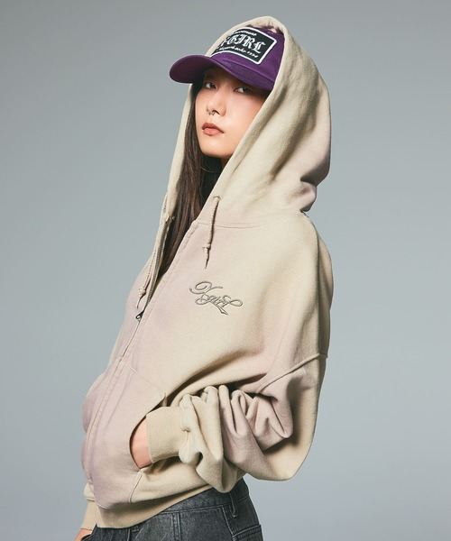 X-girl(エックスガール)の「LOGO PATCH 6PANEL CAP(キャップ・レディース・ブラック/カモフラージュ/パープル・ONE SIZE)」の6枚目の写真