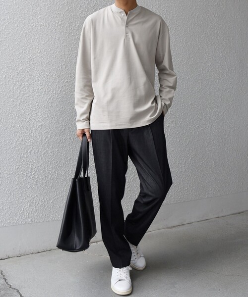 SHIPS any(シップス エニィ)の「〈抗菌防臭/遮熱等〉マルチファンクション ヘンリーネック Tシャツ(ロンT)◆(Tシャツ/カットソー・メンズ・ブラック/ベージュ/ホワイト/ダークグレー・X-LARGE/LARGE/MEDIUM/SMALL)」の20枚目の写真