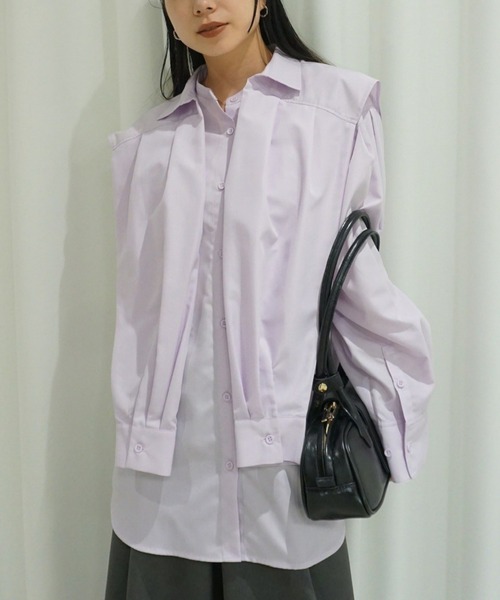 Ameri(アメリ)の「DOUBLE LAYER DESIGN SHIRT(シャツ/ブラウス・レディース・ホワイト/パープル/ストライプ・FREE)」の2枚目の写真