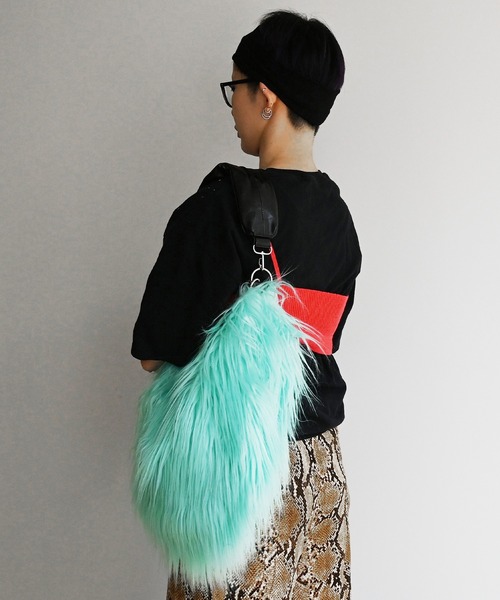 Magine(マージン)の「cheek チーク monster one shoulder/モンスター ワンショルダー(ショルダーバッグ・レディース・サックスブルー/ピンク/パープル/イエロー・FREE)」の11枚目の写真
