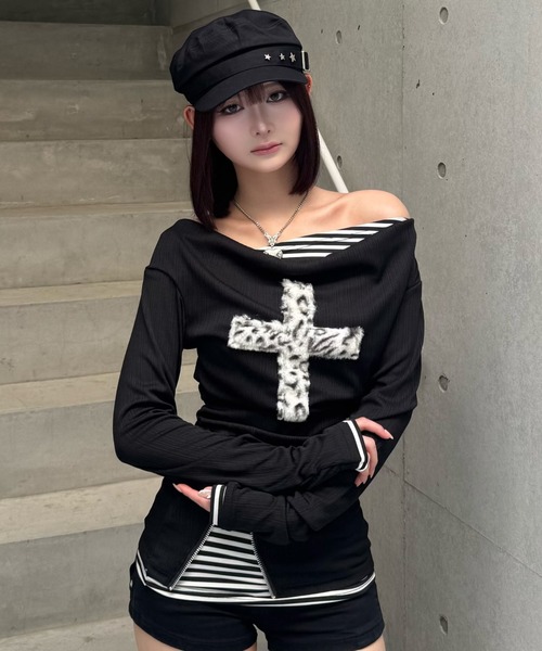 ZIPPER CLUB(ZIPPER CLUB ジッパークラブ)の「fuwafuwa zip layered top(Tシャツ/カットソー・レディース・ブラック・SMALL/LARGE/MEDIUM)」の4枚目の写真