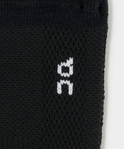 On(オン)の「<On>Core Run Sock Low 2P/2パック ローソックス(ソックス/靴下・メンズ・ブラック/ホワイト・M/S)」の8枚目の写真