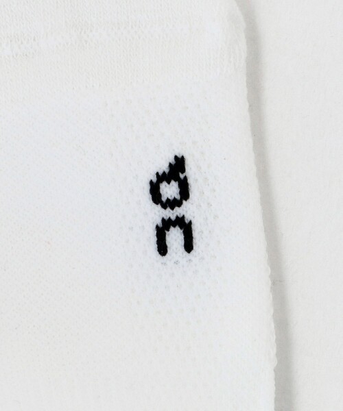 On(オン)の「<On>Core Run Sock Low 2P/2パック ローソックス(ソックス/靴下・メンズ・ブラック/ホワイト・M/S)」の15枚目の写真