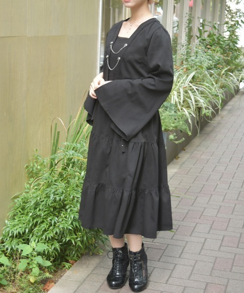 axes femme(アクシーズファム)の「レイヤード風ティアードワンピース(ワンピース・レディース・ネイビー/ブラック/ワイン・FREE)」の4枚目の写真