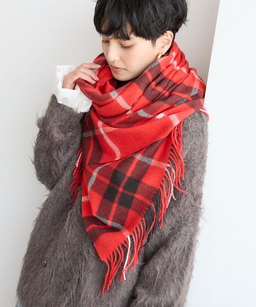 TWEED MILL(ツイードミル)の「BARNYARDSTORM / TWEEDMILL(ツイードミル)ストール【WEB限定カラー】【YouTube「i.style closet」紹介アイテム】(ストール/ショール・レディース・ブルー/ブラウン/レッド/レッド系その他/ベージュ・FREE)」の6枚目の写真