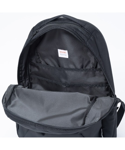 BEAMS DESIGN（ビームス デザイン）の「BEAMSDESIGN（ビームスデザイン）Watertight　バックパック（M）（バックパック/リュック・メンズ・ブラック・FREE）」の8枚目の写真