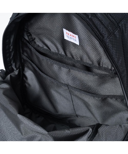 BEAMS DESIGN（ビームス デザイン）の「BEAMSDESIGN（ビームスデザイン）Watertight　バックパック（M）（バックパック/リュック・メンズ・ブラック・FREE）」の9枚目の写真