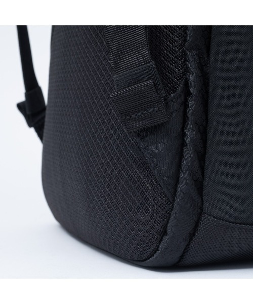 BEAMS DESIGN（ビームス デザイン）の「BEAMSDESIGN（ビームスデザイン）Watertight　バックパック（M）（バックパック/リュック・メンズ・ブラック・FREE）」の18枚目の写真