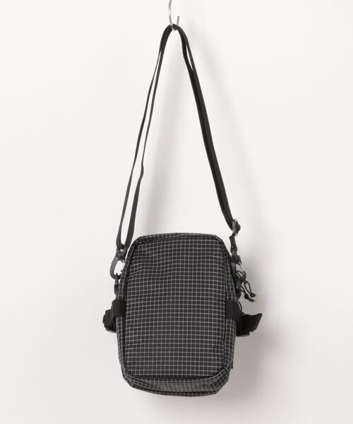 Gramicci（グラミチ）の「【RES】【GRAMICCI(グラミチ) 】RIPSTOP MINI SHOULDER BAG（ショルダーバッグ・メンズ・ブラック・FREE）」の2枚目の写真