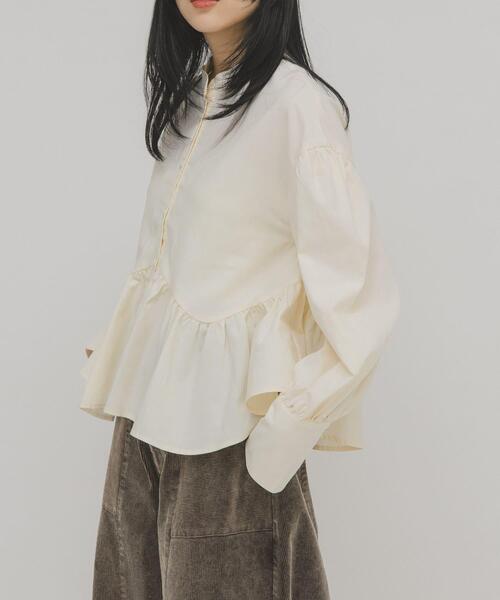 KBF（ケイビーエフ）の「アシンメトリースイッチングブラウス（シャツ/ブラウス・レディース・イエロー系その他/アイボリー/チャコールグレー・ONE）」の5枚目の写真