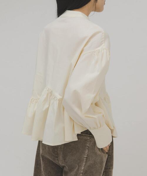 KBF（ケイビーエフ）の「アシンメトリースイッチングブラウス（シャツ/ブラウス・レディース・イエロー系その他/アイボリー/チャコールグレー・ONE）」の6枚目の写真