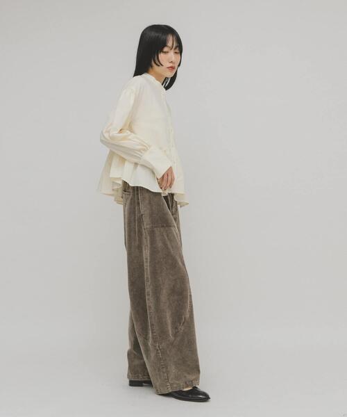 KBF（ケイビーエフ）の「アシンメトリースイッチングブラウス（シャツ/ブラウス・レディース・イエロー系その他/アイボリー/チャコールグレー・ONE）」の8枚目の写真