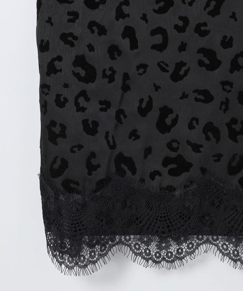 JEANASIS（ジーナシス）の「レーストリムサテンキャミドレス/604736（ワンピース・レディース・オフホワイト/ブラック系その他・FREE）」の6枚目の写真