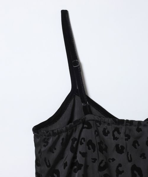 JEANASIS（ジーナシス）の「レーストリムサテンキャミドレス/604736（ワンピース・レディース・オフホワイト/ブラック系その他・FREE）」の8枚目の写真