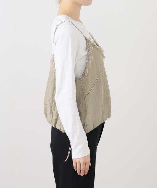 AP STUDIO（エーピーストゥディオ）の「【StandAlone/スタンド アローン】LACE TRIMMED SMOCKING TOP（キャミソール・レディース・カーキ・FREE）」の19枚目の写真