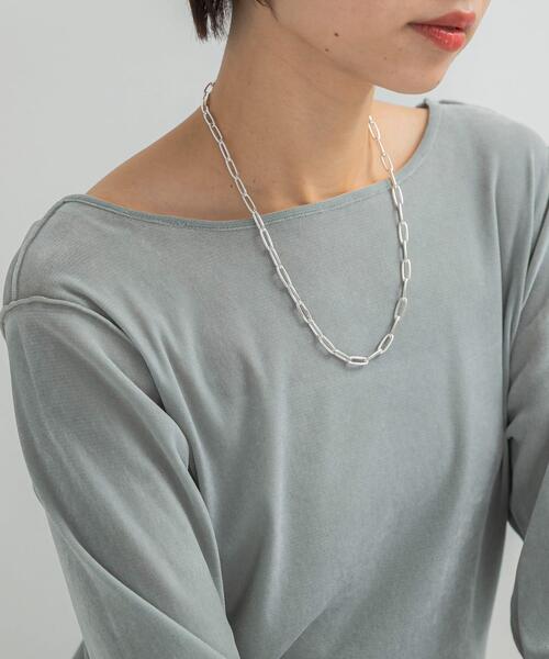 URBAN RESEARCH ROSSO WOMEN(アーバンリサーチ ロッソ)の「CHIGNON オーバル&ボールTOPネックレス(ネックレス・レディース・シルバー/ゴールド・FREE)」の3枚目の写真
