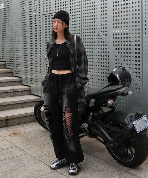 NICK&NICOLE(ニックアンドニコール)の「DESTROYED COTTON LOUNGE PANTS_BLACK(スウェットパンツ・レディース・ブラック・FREE)」の2枚目の写真