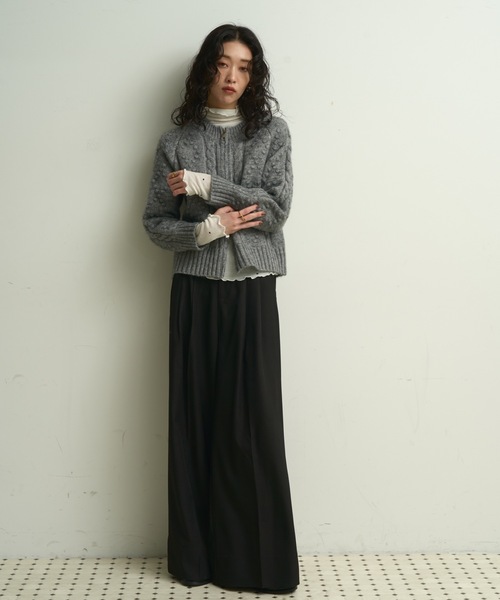 Lutim by u(ルチバイユー)の「Double-zip Aran knit cardigan / ダブルジップアランニットカーディガン(カーディガン/ボレロ・レディース・グレー/ナチュラル・FREE)」の20枚目の写真