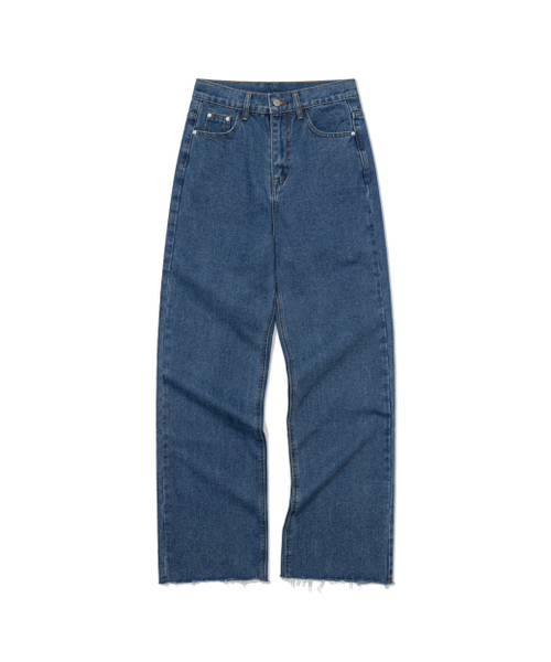 MOAA（モア）の「Fray Hem cut jeans (WASHED DEEP BLUE)（デニムパンツ・レディース・その他・SMALL/MEDIUM）」の2枚目の写真