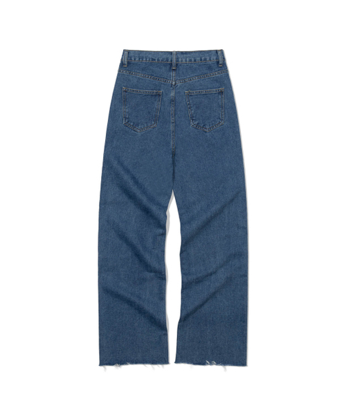MOAA（モア）の「Fray Hem cut jeans (WASHED DEEP BLUE)（デニムパンツ・レディース・その他・SMALL/MEDIUM）」の3枚目の写真