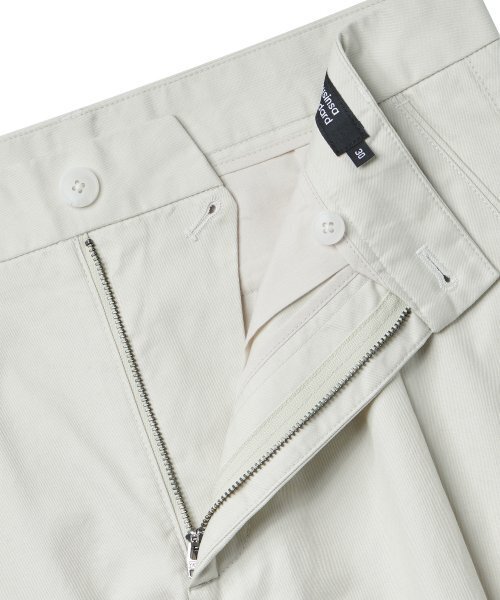 MUSINSA STANDARD（ムシンサスタンダード）の「コットンワイドバミューダショーツ[クリーム]（その他パンツ・メンズ・その他・36/34/30/31/33/28/29/27/32/38）」の4枚目の写真