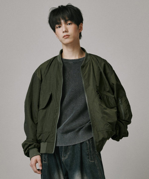 Verdnt（バーダント）の「シャーリングナイロンクロップジャケット[カーキ]（ナイロンジャケット・レディース・カーキ・SMALL/MEDIUM/LARGE）」の11枚目の写真