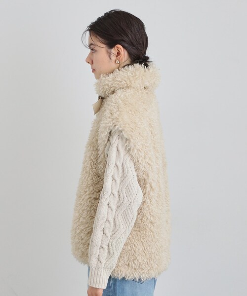 THE SHOP TK （ザ ショップ ティーケー ）の「プラスするだけでこなれ見え ボアベスト（ベスト・レディース・ブラック/アイボリー・13/12）」の12枚目の写真