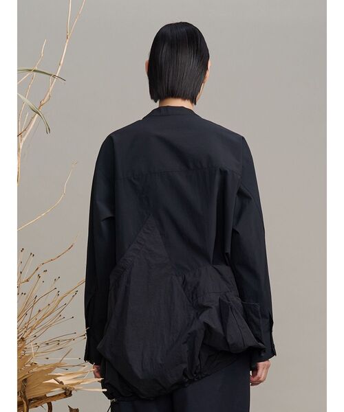 UN3D.（アンスリード）の「DECONSTRUCTION DOCKING SHIRT / ディコンストラクションドッキングシャツ（シャツ/ブラウス・レディース・ホワイト/ネイビー/その他1/ブラック・36/38）」の21枚目の写真