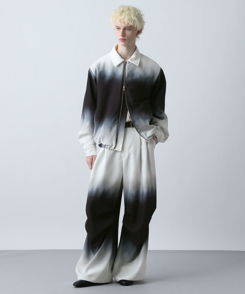 HARE(ハレ)の「グラデーションブルゾン(HARE)(ブルゾン・メンズ・ブラック系その他/グリーン系その他・FREE)」の3枚目の写真