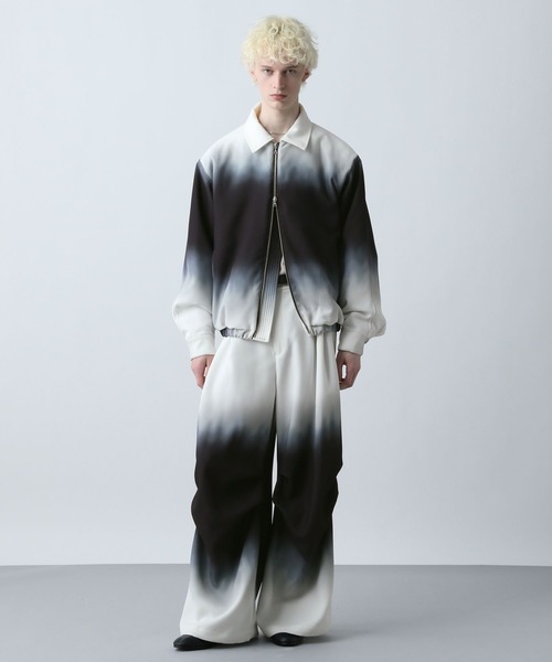 HARE(ハレ)の「グラデーションブルゾン(HARE)(ブルゾン・メンズ・ブラック系その他/グリーン系その他・FREE)」の4枚目の写真