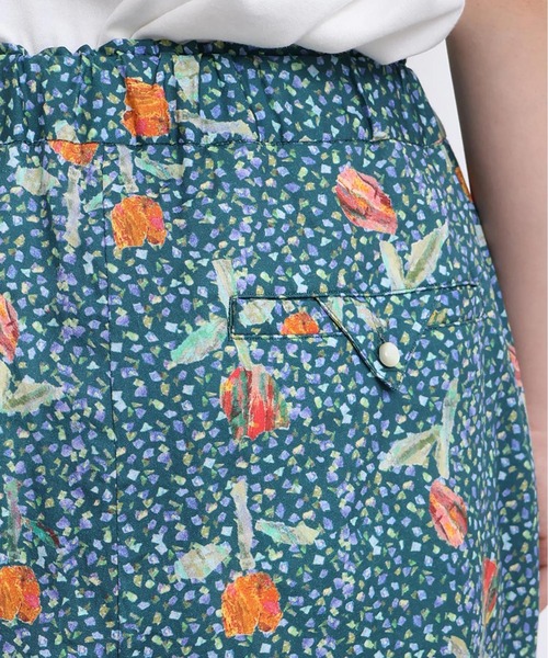 l'atelier du savon（アトリエドサボン）の「ちぎり絵のチューリッププリントパンツ（その他パンツ・レディース・レッド/グリーン・FREE）」の17枚目の写真