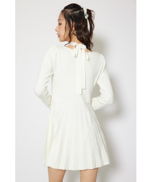rienda(リエンダ)の「フロントビジュープリーツミニニットワンピース 秋服 冬服(ワンピース・レディース・ブラック/レッド/ホワイト・FREE)」の18枚目の写真