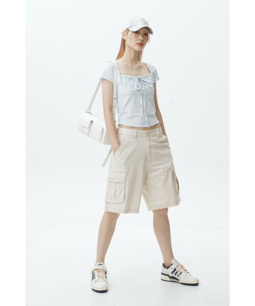 BBYB(ビービーワイビー)の「背面下ポケットユーティリティショルダー(ブルー)(ショルダーバッグ・レディース・ブルー・FREE)」の5枚目の写真