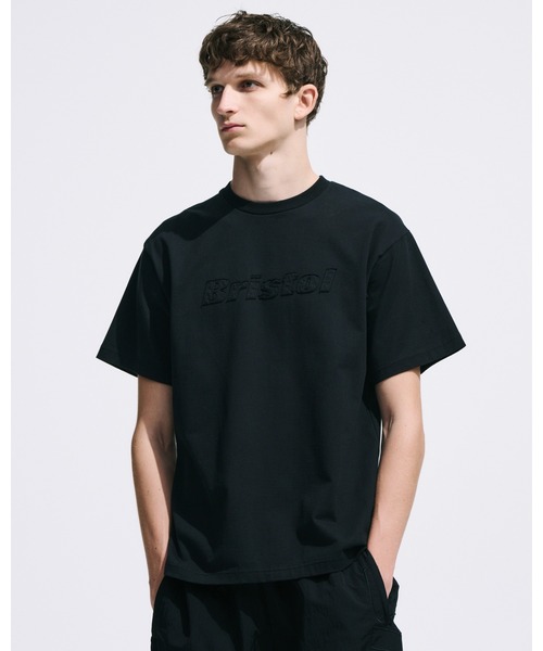 F.C.Real Bristol(エフシーレアルブリストル)の「CUT-OFF LOGO TEE(Tシャツ/カットソー・メンズ・ブラック/ホワイト/レッド/ブルー・X-LARGE/LARGE/MEDIUM/SMALL/XX-LARGE)」の5枚目の写真