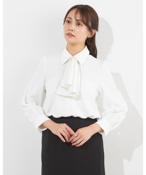 SUIT SELECT(スーツセレクト)の「【SUIT SELECT×Samantha Thavasa】【長袖】2WAYフリルタイブラウス(シャツ/ブラウス・レディース・ベージュ/ラベンダー/ホワイト/ピンク/ブルー・SMALL/MEDIUM/LARGE/X-LARGE)」の3枚目の写真