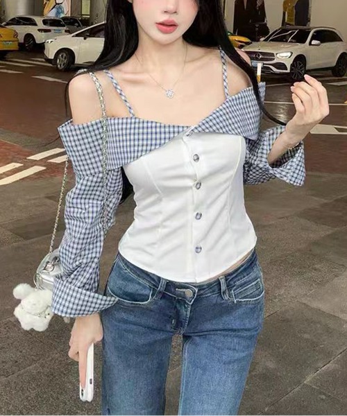 AsheKsha(アシクシャ)の「オフショルダーストラップ付きチェック柄パッチワーク長袖トップス(シャツ/ブラウス・レディース・ブラック/ホワイト・M)」の2枚目の写真