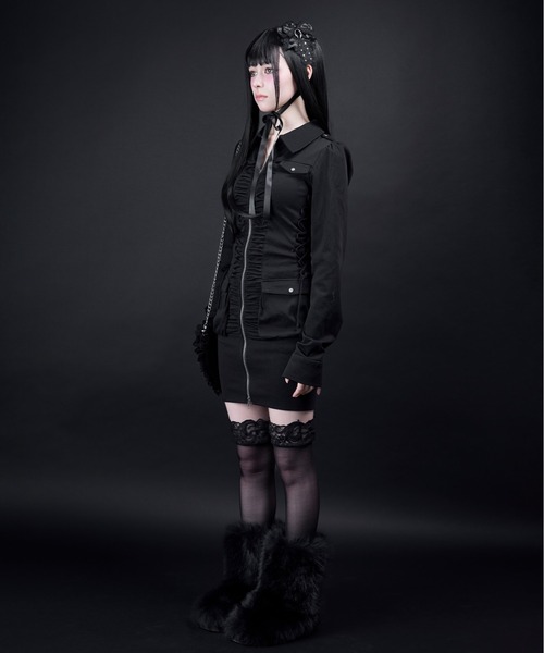 AVENCHUMU(アバンチュウム)の「Zip-up shirt collar shirring one-piece(ワンピース・レディース・ブラック/ピンク・XS/FREE)」の8枚目の写真