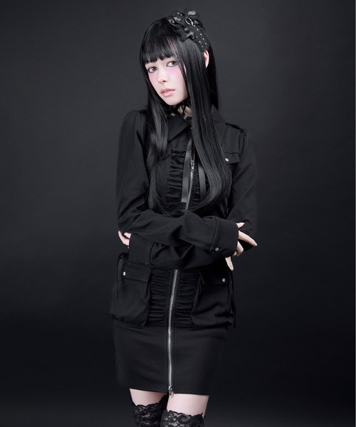 AVENCHUMU(アバンチュウム)の「Zip-up shirt collar shirring one-piece(ワンピース・レディース・ブラック/ピンク・XS/FREE)」の5枚目の写真