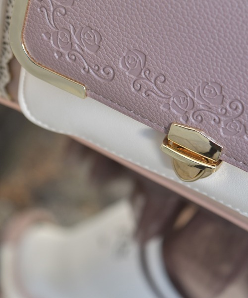 axes femme（アクシーズファム）の「エンボスフラップ配色バッグ（ボストンバッグ・レディース・ネイビー/グリーン/ピンク・FREE）」の8枚目の写真